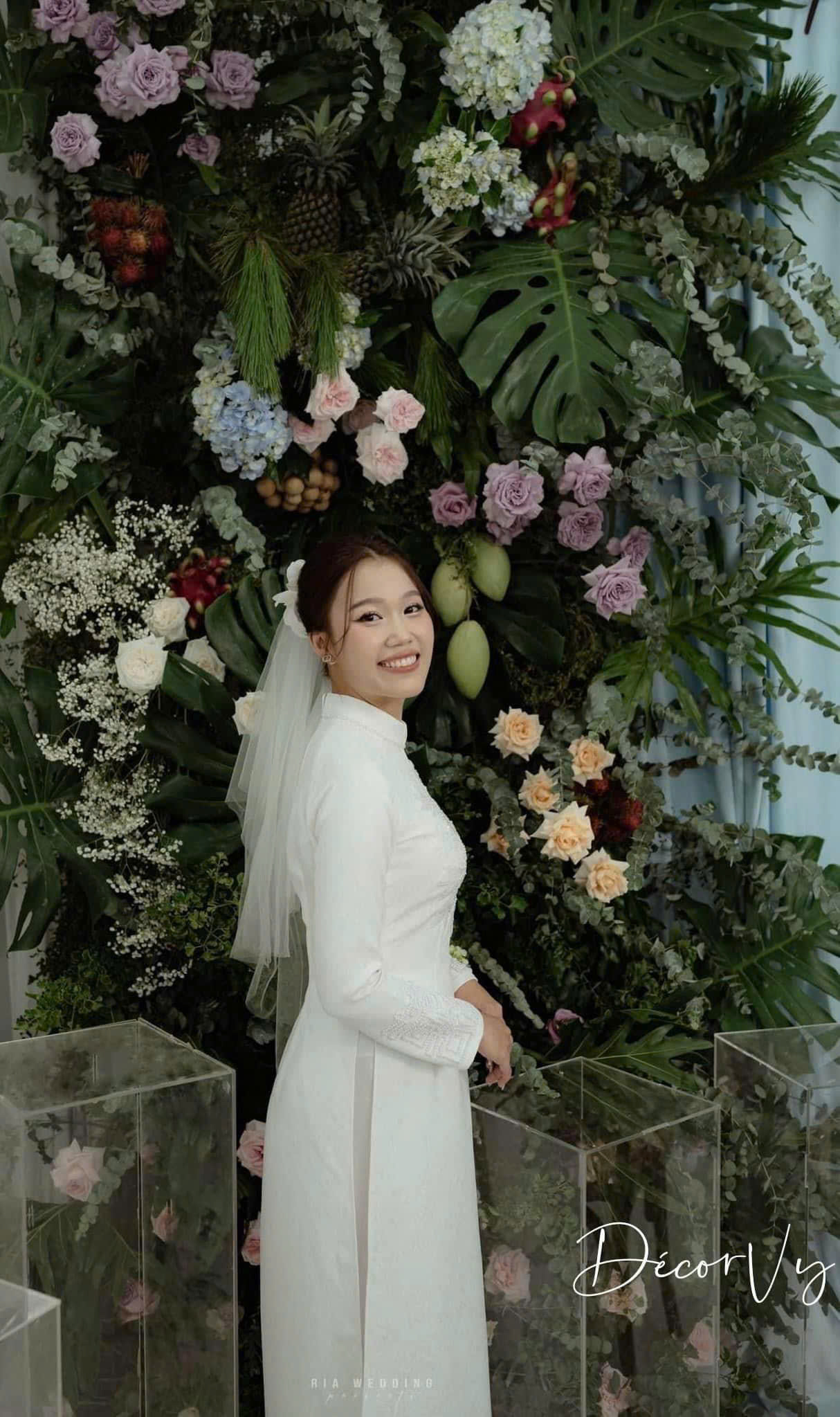 Trang trí Gia tiên tông xanh dương mix trái cây