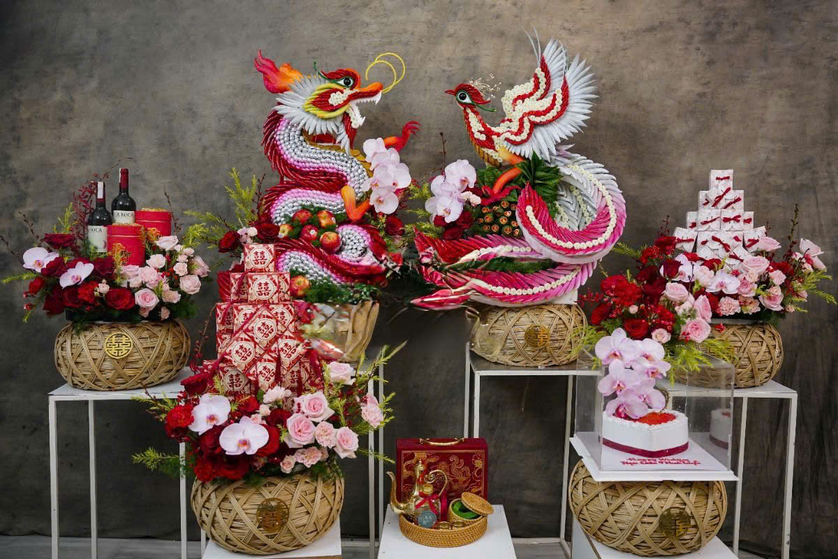Mâm quả cưới Hiện đại sang trọng với tông đỏ phối mâm tre